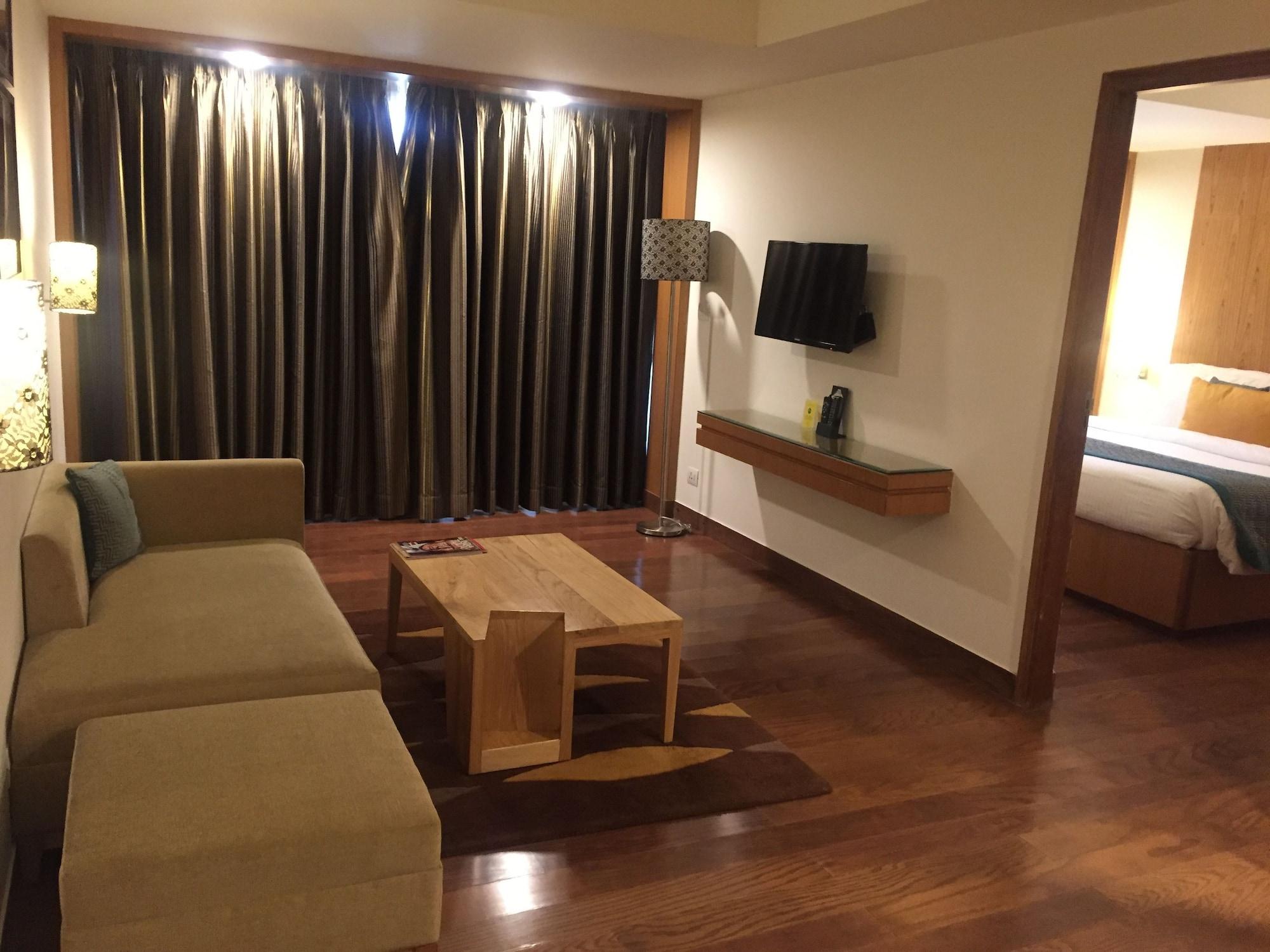 Lemon Tree Hotel, Ντεχραντούν Εξωτερικό φωτογραφία
